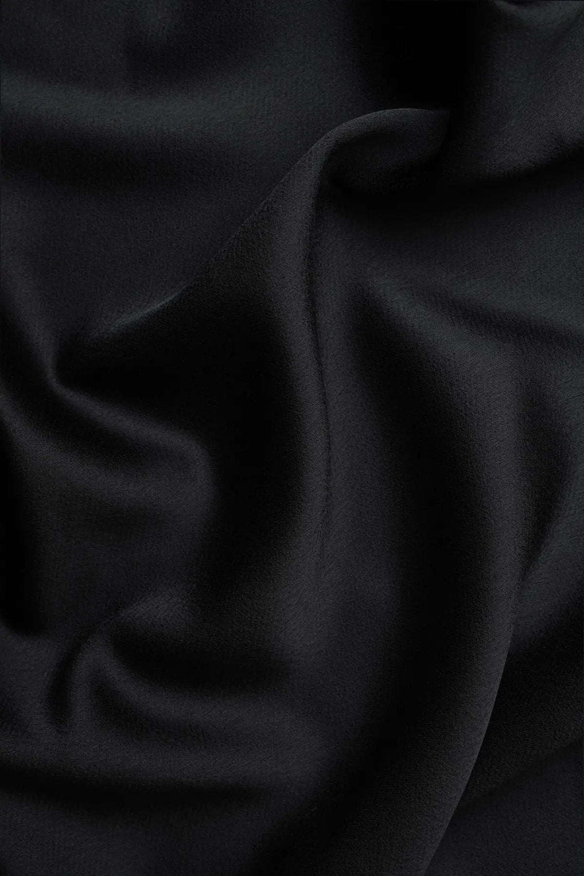 Theresa - Jet Black Britt Sisseck Design