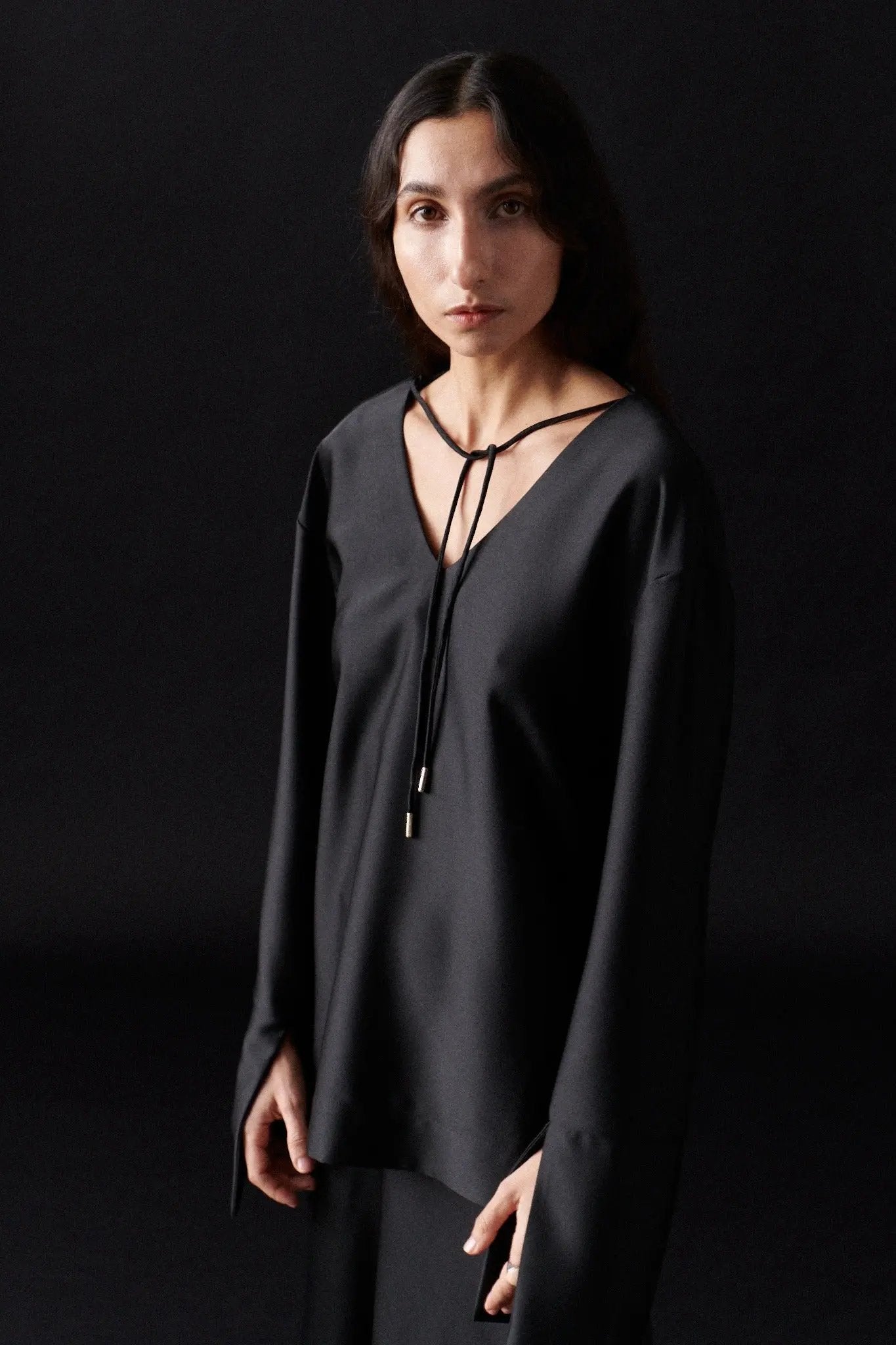 Theresa - Jet Black Britt Sisseck Design