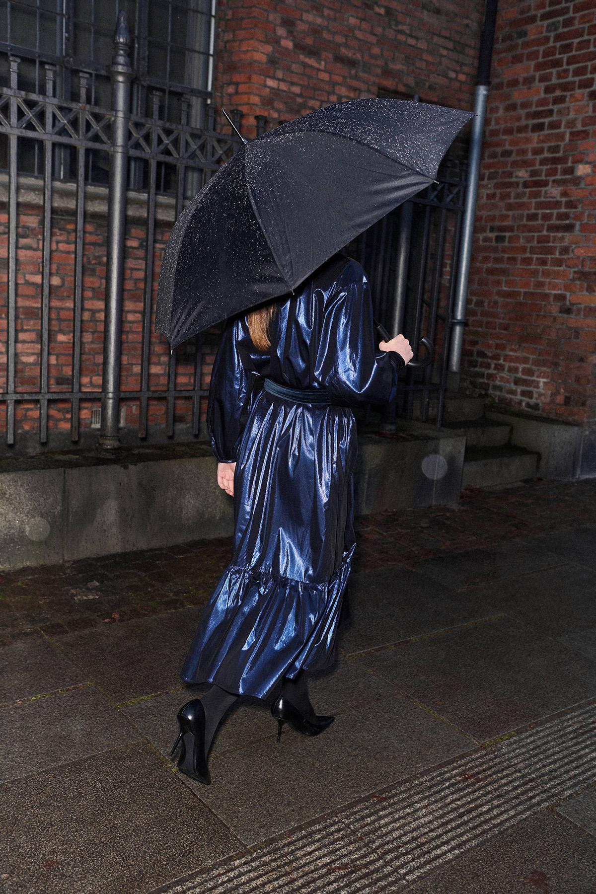 (preorder) Valal - Metallic