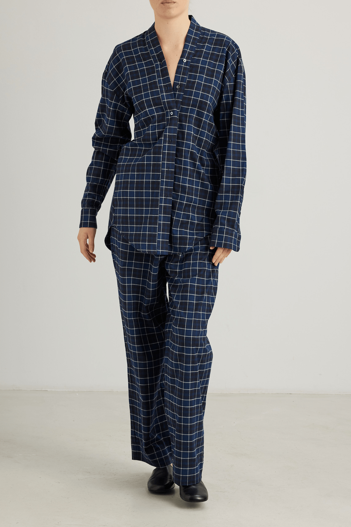 Girl in blue check set